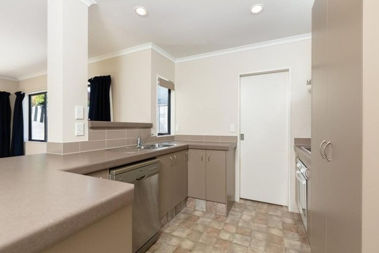 Photo of property in 11a Warwick Place, Brookfield, Tauranga, 3110