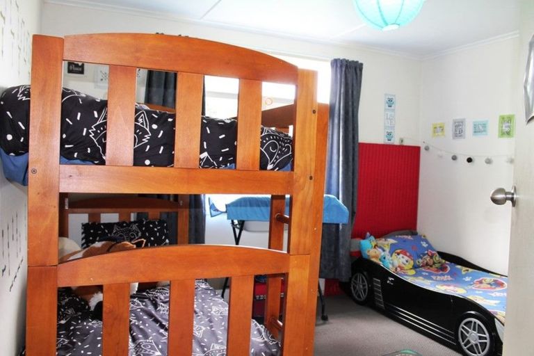 Photo of property in 15 County Place, Tirau, 3410