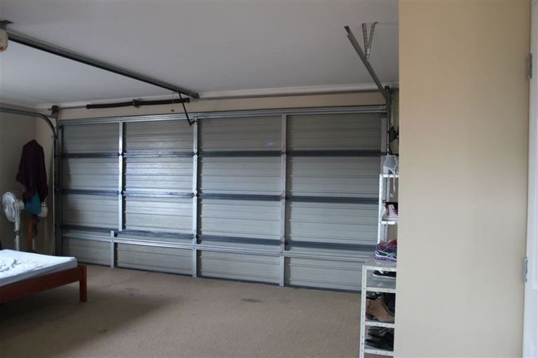 Photo of property in 13 Exotic Place, Massey, Auckland, 0614