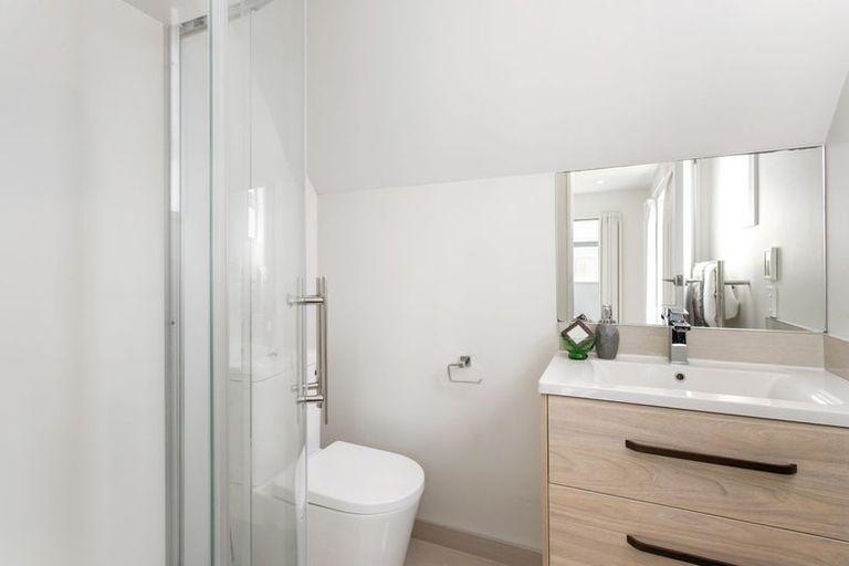 Photo of property in 4/33 Elizabeth Street, Riccarton, Christchurch, 8041