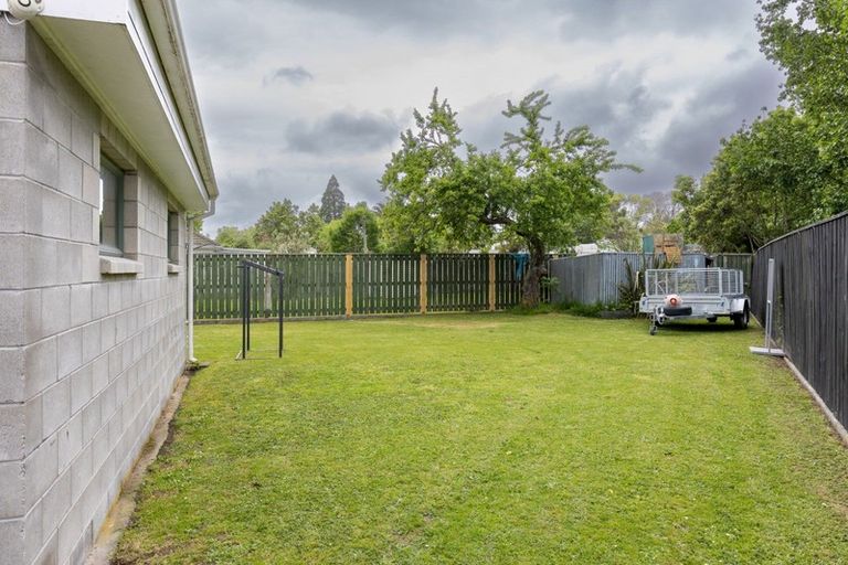 Photo of property in 11 Kummer Crescent, Masterton, 5810