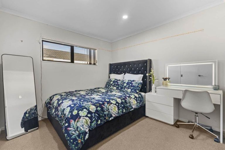 Photo of property in 29 Tarapiroe Avenue, Takanini, 2112