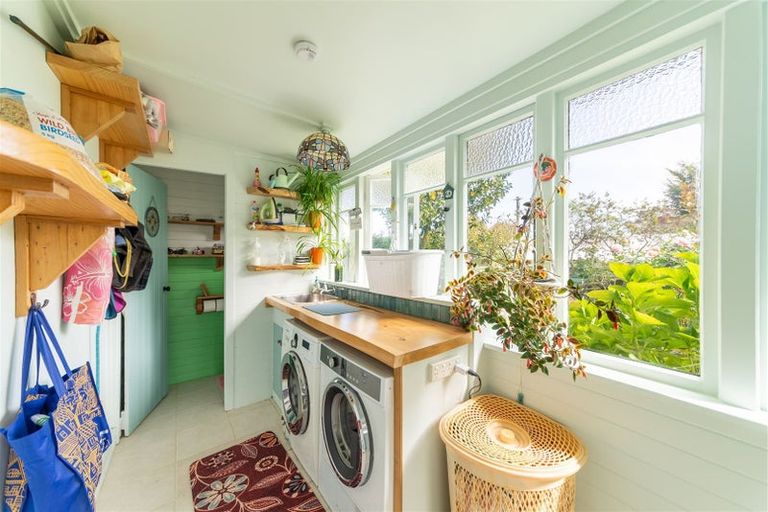 Photo of property in 68 Cumnor Terrace, Woolston, Christchurch, 8023