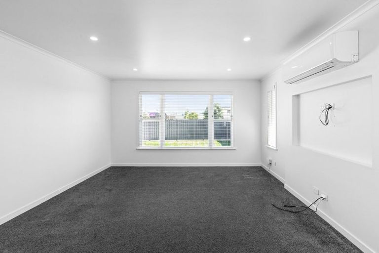 Photo of property in 97 Taradale Road, Onekawa, Napier, 4110