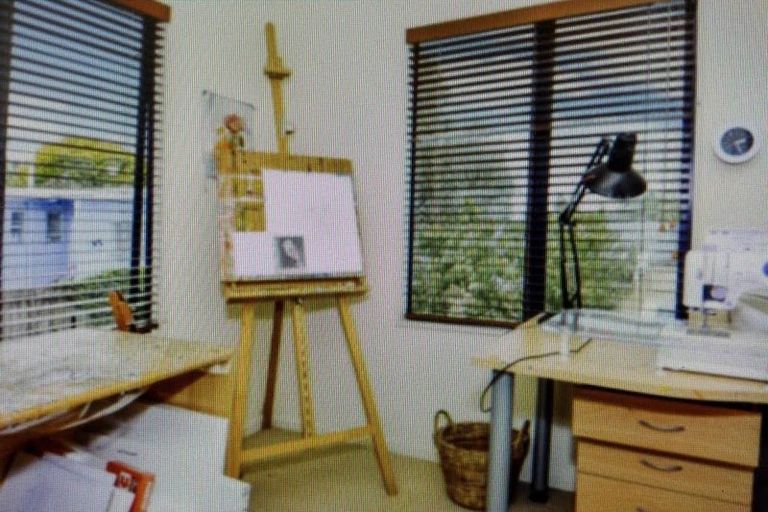 Photo of property in 1/4 Forrest Hill Road, Forrest Hill, Auckland, 0620