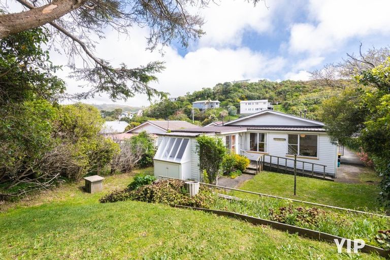 Photo of property in 67 Clifford Road, Johnsonville, Wellington, 6037