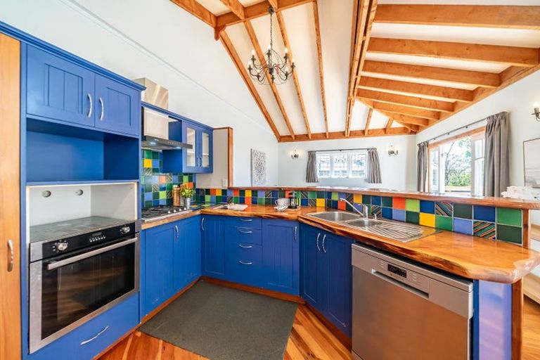 Photo of property in 8b Awamutu Grove, Waiwhetu, Lower Hutt, 5010