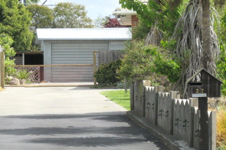 Photo of property in 27 Gregan Crescent, Burnside, Christchurch, 8053