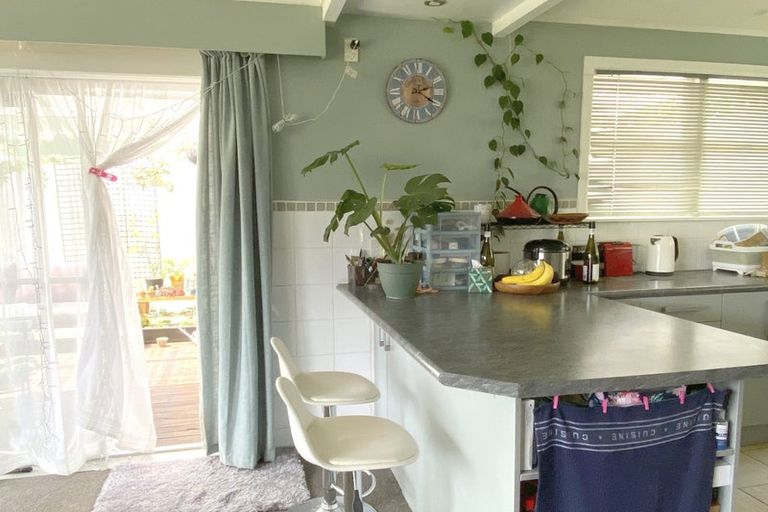 Photo of property in 4/236 Pakuranga Road, Pakuranga Heights, Auckland, 2010