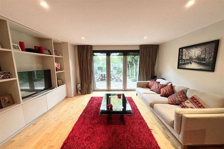 Photo of property in 18b Saint Albans Street, St Albans, Christchurch, 8014