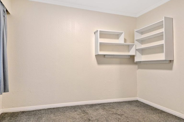 Photo of property in 50 Randwick Road, Northland, Wellington, 6012