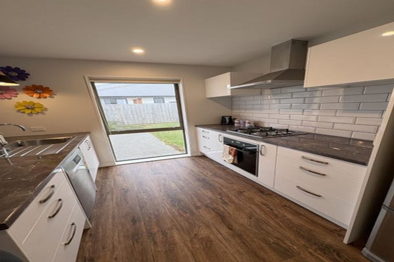 Photo of property in 33 Cressy Place, Darfield, 7510