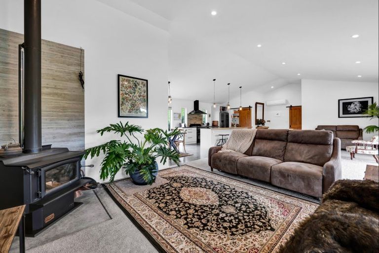 Photo of property in 7 Harkness Rice Way, Koru, New Plymouth, 4374