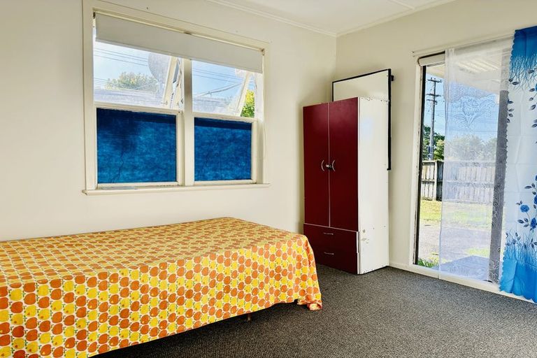 Photo of property in 57 Rathgar Road, Henderson, Auckland, 0610