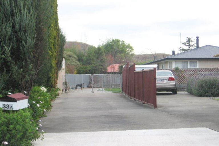 Photo of property in 33 Hammond Road, Taradale, Napier, 4112