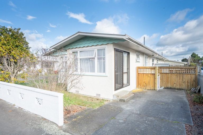Photo of property in 15 Kiwi Court, Roslyn, Palmerston North, 4414