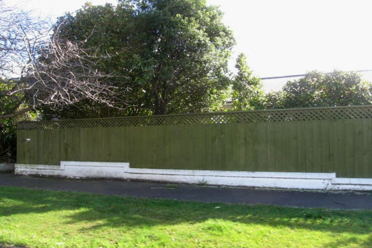 Photo of property in 15 Saint Johns Avenue, Palmerston North, 4414