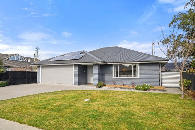 Photo of property in 4 Franklin Drive, Rangiora, 7400