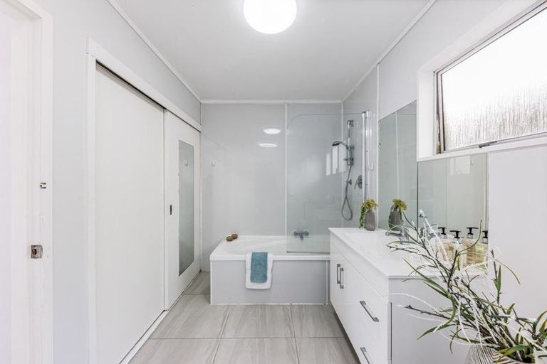 Photo of property in 10/41 Anzac Road, Browns Bay, Auckland, 0630