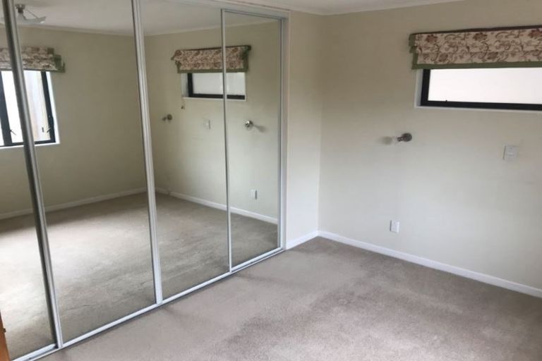 Photo of property in 190 Orangi Kaupapa Road, Northland, Wellington, 6012