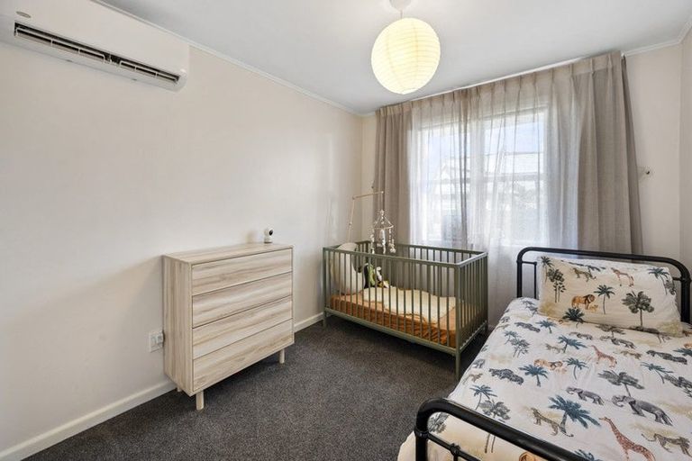 Photo of property in 6 Corbett Place, Onekawa, Napier, 4110