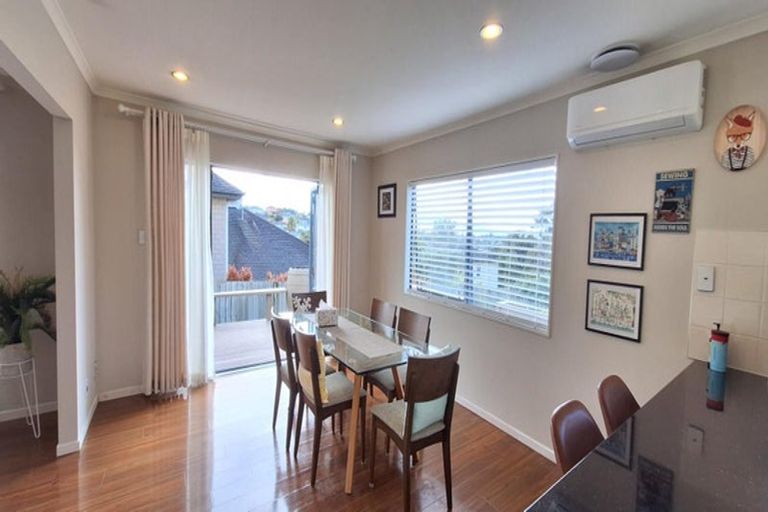 Photo of property in 34 Borneo Drive, Fairview Heights, Auckland, 0632