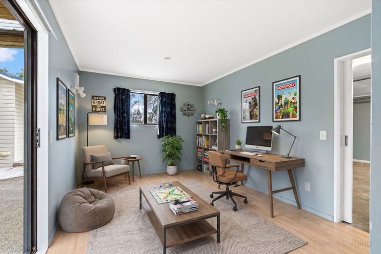 Photo of property in 50 Kahukura Avenue, Waitarere Beach, Levin, 5510