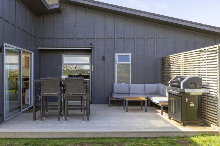 Photo of property in 17 Windsor Street, Richmond Heights, Taupo, 3330