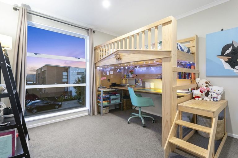 Photo of property in 14 Skylark Road, Hobsonville, Auckland, 0616