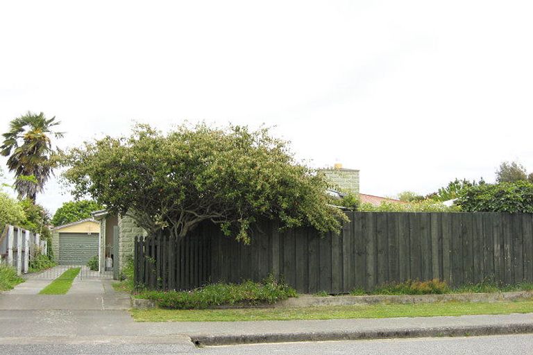 Photo of property in 23 Kinley Street, Rangiora, 7400