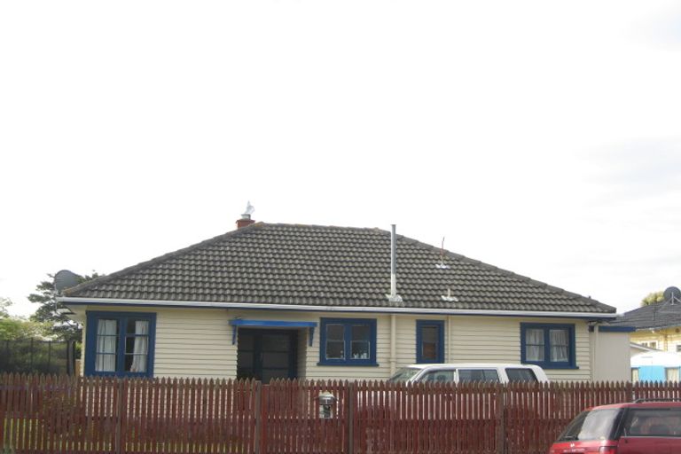 Photo of property in 1 Rosebery Street, Spreydon, Christchurch, 8024