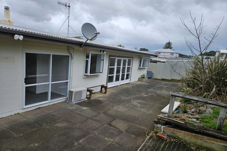 Photo of property in 155 Manly Street, Paraparaumu Beach, Paraparaumu, 5032