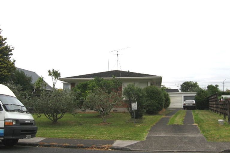 Photo of property in 1/24 Evelyn Place, Hillcrest, Auckland, 0627