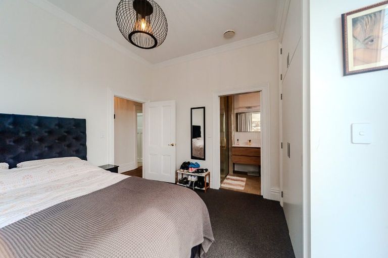 Photo of property in 1 Torquay Terrace, Newtown, Wellington, 6021