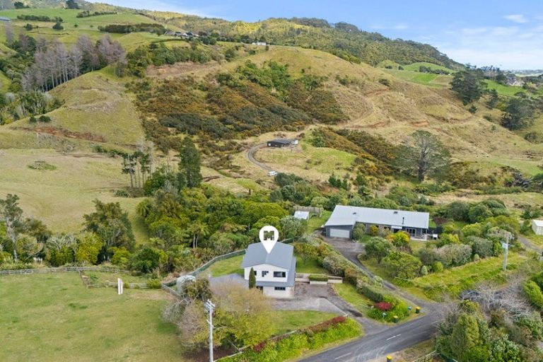 Photo of property in 122 Surrey Hill Road, Kaitake, New Plymouth, 4374