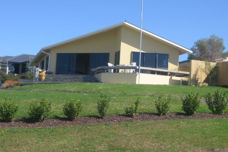 Photo of property in 137 Centennial Drive, Whitianga, 3510