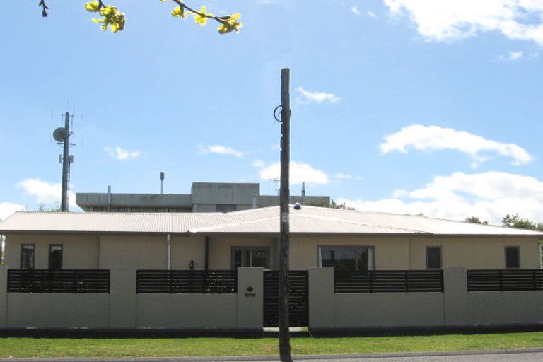 Photo of property in 2/194 Tamamutu Street, Taupo, 3330