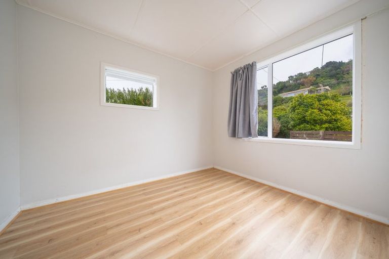 Photo of property in 71 Clifford Road, Johnsonville, Wellington, 6037