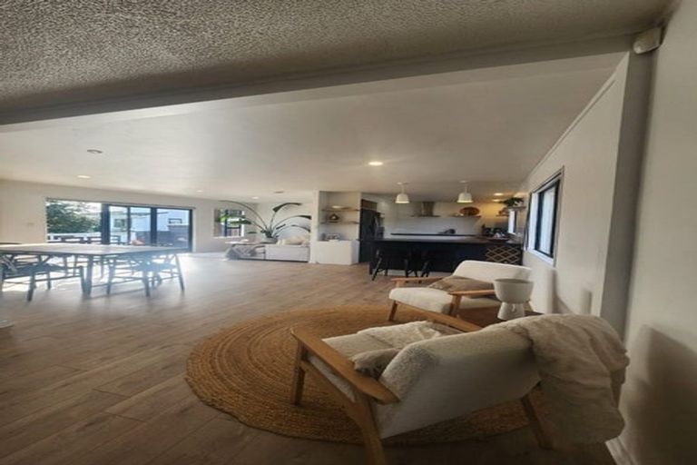 Photo of property in 11 Lorelei Place, Opaheke, Papakura, 2113