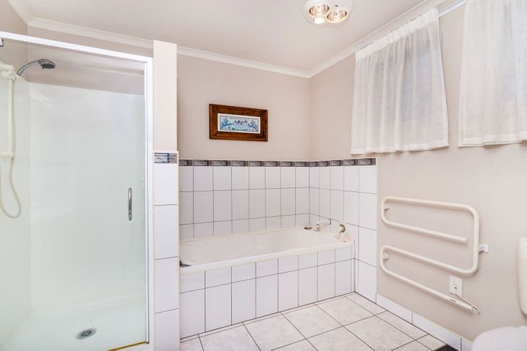 Photo of property in 46 Rokino Road, Taupo, 3330