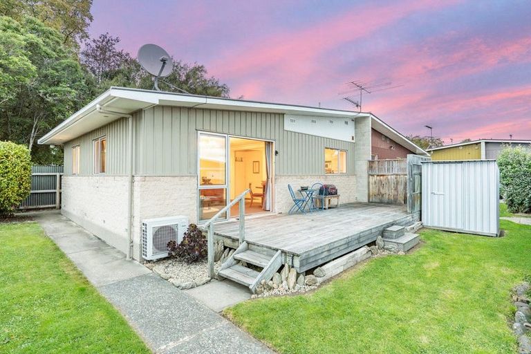 Photo of property in 80g Argyle Street, Mosgiel, 9024