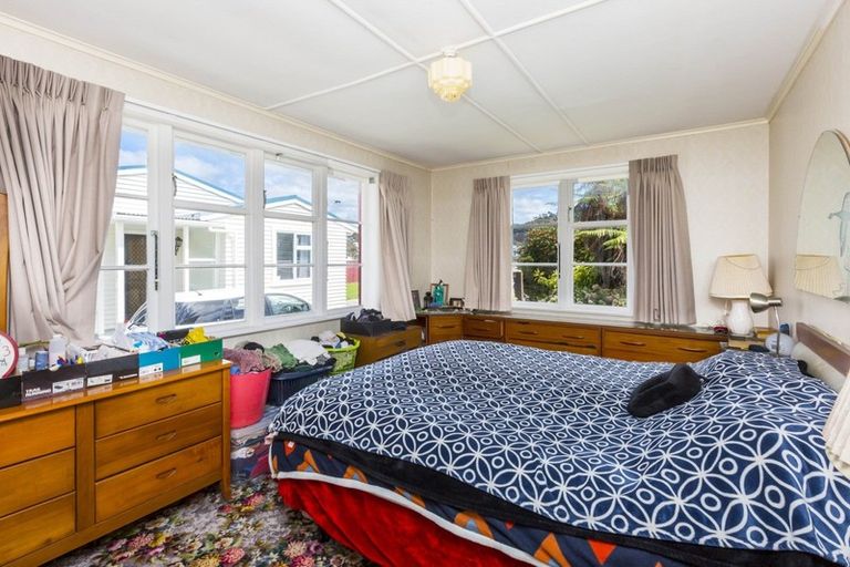 Photo of property in 1105 High Street, Taita, Lower Hutt, 5011