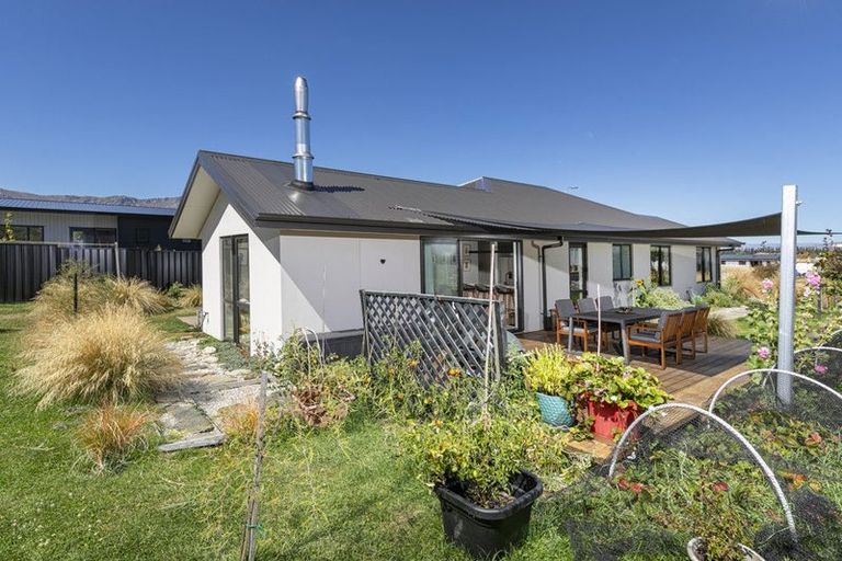 Photo of property in 35 Timsfield Drive, Lake Hawea, Wanaka, 9382
