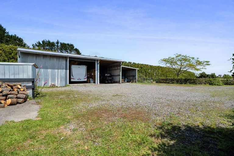 Photo of property in 325a Awai Road, Tarurutangi, New Plymouth, 4372