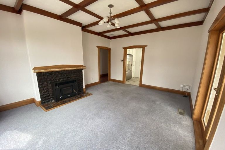 Photo of property in 12 Leighton Avenue, Waiwhetu, Lower Hutt, 5010