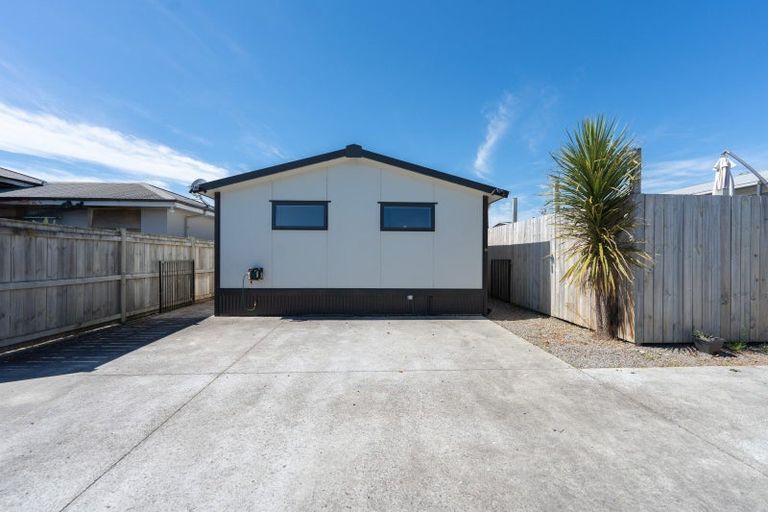 Photo of property in 150 Heretaunga Street, Palmerston North, 4414