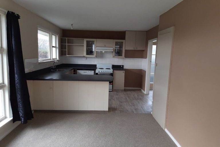 Photo of property in 46 Oriana Crescent, Hornby, Christchurch, 8042