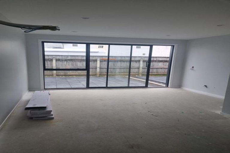 Photo of property in 6/36 Camp Street, Silverstream, Upper Hutt, 5019