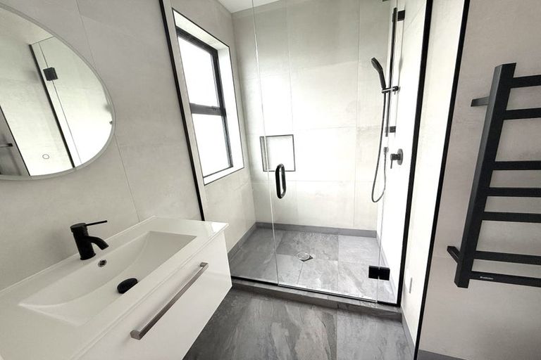 Photo of property in 52 Park Rise, Campbells Bay, Auckland, 0630