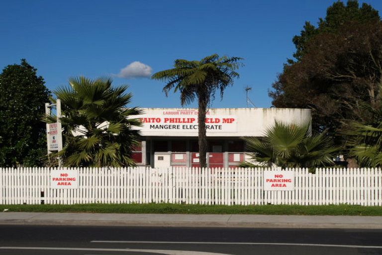 Photo of property in 324 Massey Road, Mangere East, Auckland, 2024